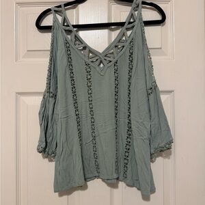 Buckle Women's Lace Trim Cold Shoulder Top - teal